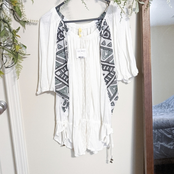 Free People Off Shoulder Peasant Top - Picture 2 of 6